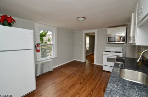 30 Maple Ave, Rockaway NJ  07866-3018 exterior