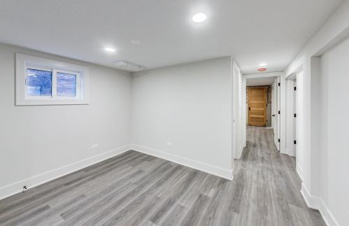 6416 Raven St, Chicago IL  60631-2516 exterior