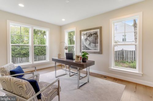 920 Darton Dr, Alexandria VA 22308-2021 exterior