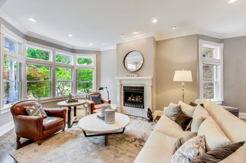 2704 Racine Ave, Chicago IL 60614-1206 exterior