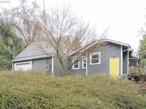 205 Taylors Ferry Rd, Portland OR  97219-4658 exterior