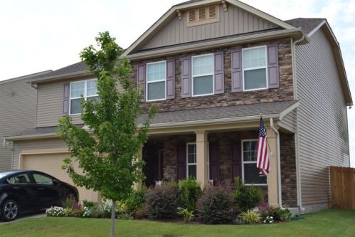 655 Pemberton Dr, Lebanon, TN 37087-7653