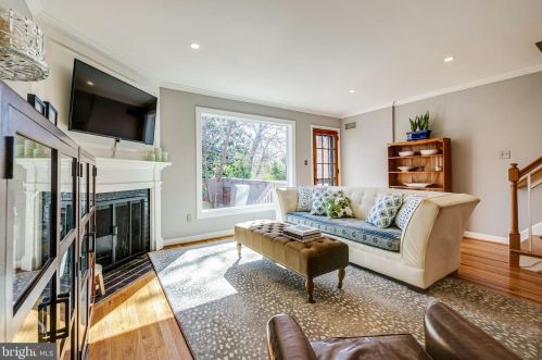 810 Fairfax St, Alexandria VA 22314-4314 exterior