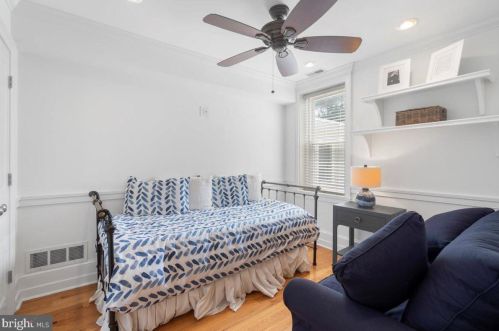 756 24 St, Philadelphia PA 19130-1953 exterior