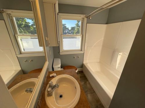 14 Lancashire St, Providence RI 02908-1611 exterior