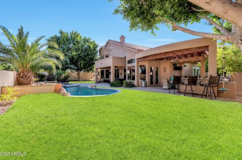 16003 9th Pl, Phoenix AZ  85022-3107 exterior