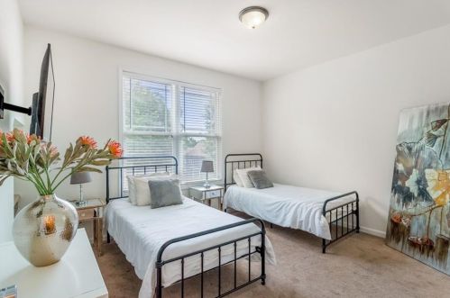 885 Berne St, Atlanta GA  30316-1874 exterior