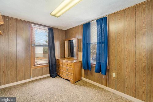 181 Cemetery St, Littlestown PA 17340-1507 exterior