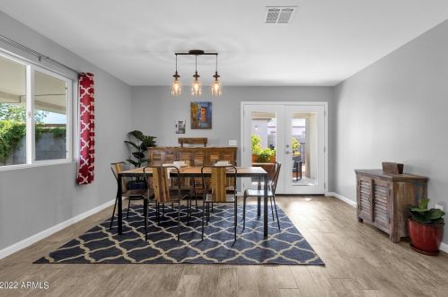 2545 15 St, Phoenix AZ 85040-1303 exterior