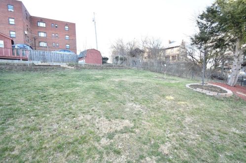 2098 Hazeldell St, Pittsburgh PA  15210-4306 exterior