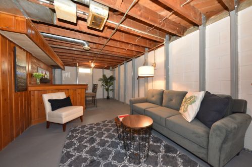 1204 95th St, Milwaukee WI  53214-2726 exterior