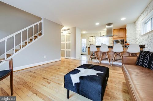 116 Gladden St, Alexandria VA 22304-2402 exterior