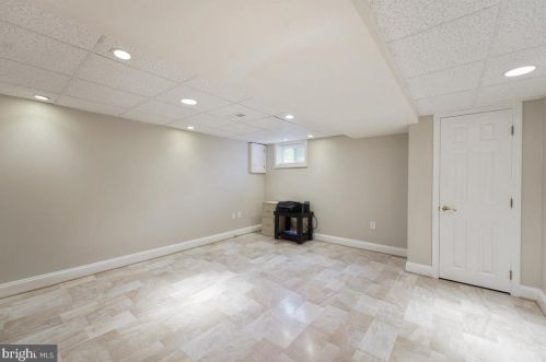 920 Lawnton Ter, Manor PA 19036-1112 exterior