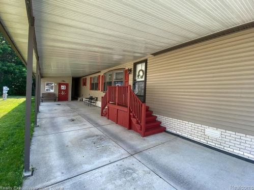 45778 Bonaventure Dr, Macomb Township, MI 48044-6021