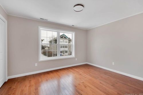 180 Wilcox St, New Britain CT 06051-1231 exterior