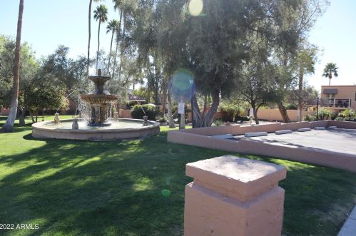 10428 7th Pl, Phoenix AZ  85020-1541 exterior