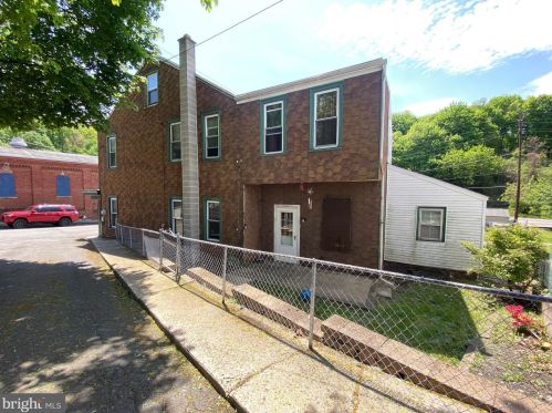314 Front St, Primrose, PA 17901-1202