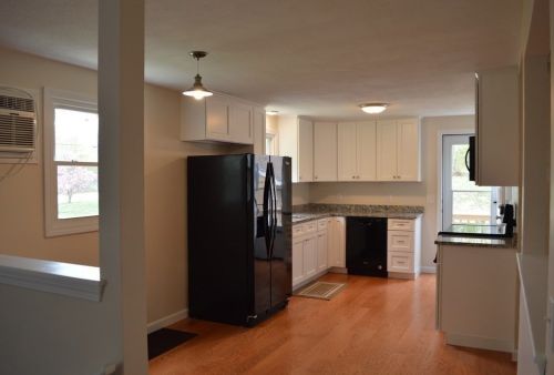 129 Shr St, Taunton MA 02780-2940 exterior