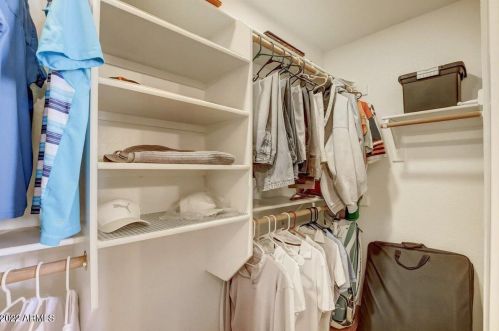 530 Bluefield Ave, Phoenix AZ 85032-1420 exterior