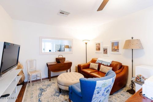 2335 Fairmount Ave, Phoenix AZ 85016-6718 exterior