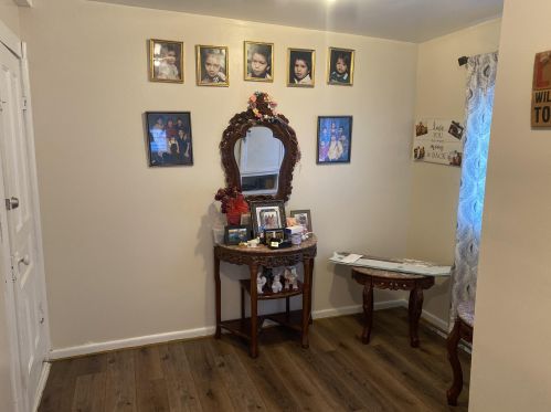 2862 11 St, Milwaukee WI 53206-3260 exterior