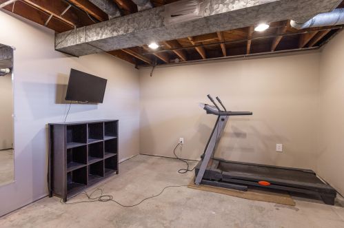 2874 99, Milwaukee WI 53222-3416 exterior