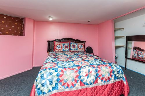 2718 Campbell Ave, Chicago IL 60647-1923 exterior