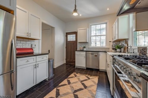 444 Richmond Ave, Maplewood NJ 07040-1414 exterior