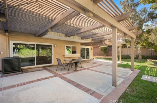 615 Augusta Ct, Fullerton CA  92835-2769 exterior