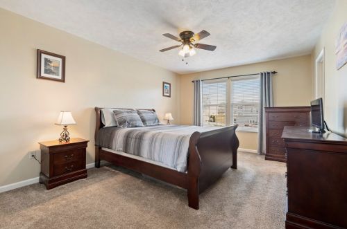 224 Mnr Vw Dr, Manor PA 15665-9734 exterior