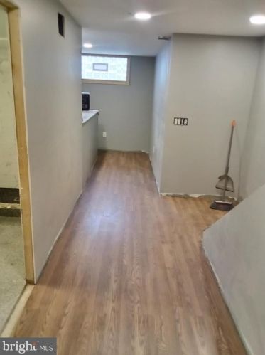 5917 21 St, Philadelphia PA 19138-2921 exterior