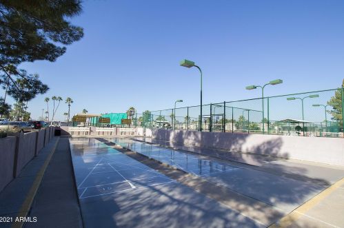 1560 Buena Vis Dr, Chandler AZ 85249-4608 exterior