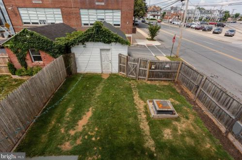 932 Lititz Ave, Lancaster PA 17602-1919 exterior