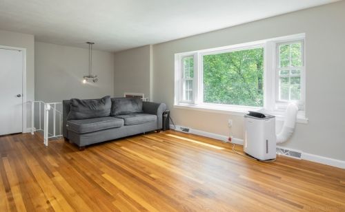 30 Pine Tree Dr, Worcester, MA 01609-1439