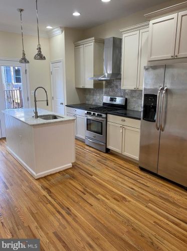 1435 Monroe St, Washington DC  20017-2916 exterior