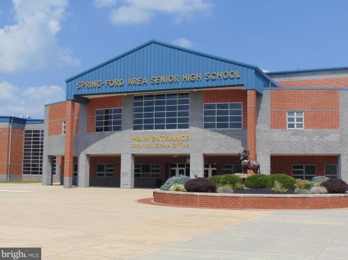 775 Main St, Limerick PA 19468-2403 exterior