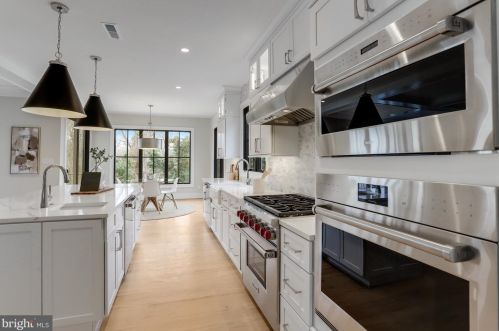 4700 25th St, Arlington VA  22207-3519 exterior