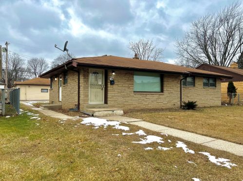 4431 69th St, Milwaukee, WI 53218-5402