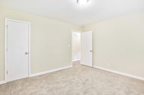 2246 Collins Dr, Atlanta GA  30344-1008 exterior