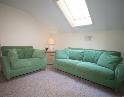 4 Ryder Ct, Huntington Station NY 11746-6142 exterior