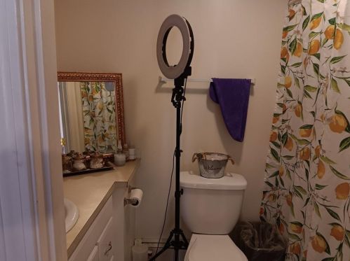 21 Joslin St, Providence RI 02909-2502 exterior