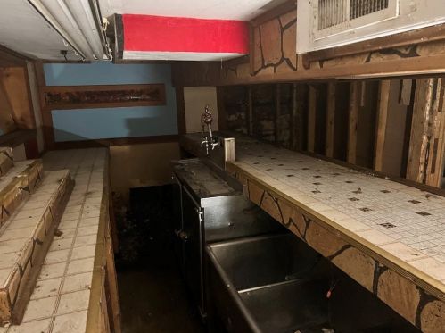 736 47 Pl, Chicago IL 60632-1441 exterior