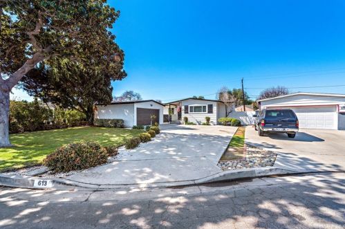 613 Orch Ave, Fullerton CA 92833-4139 exterior