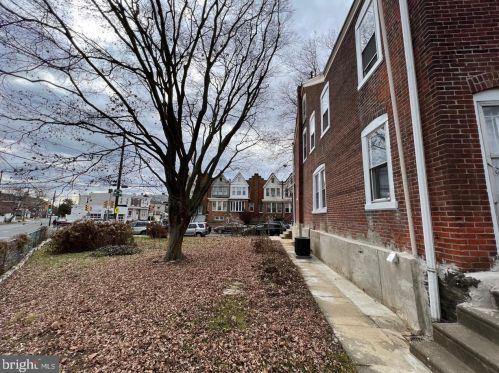 551 Gilham St, Philadelphia PA  19111-5230 exterior