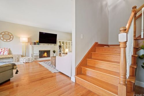 608 Dorothy Ln, Fullerton CA 92831-2704 exterior