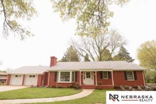 1907 113 St, Omaha NE  68144-3023 exterior