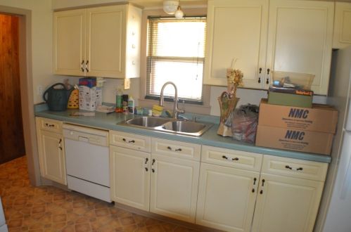 5759 76, Milwaukee WI 53218-2253 exterior