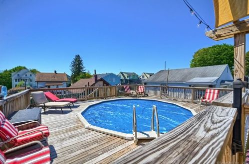 54 Belmont St, New Britain CT 06053-3506 exterior