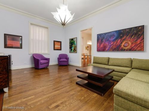 2042 Cleveland Ave, Chicago IL 60614-4509 exterior