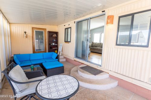 5401 Flying M St, Tucson AZ 85713-6421 exterior